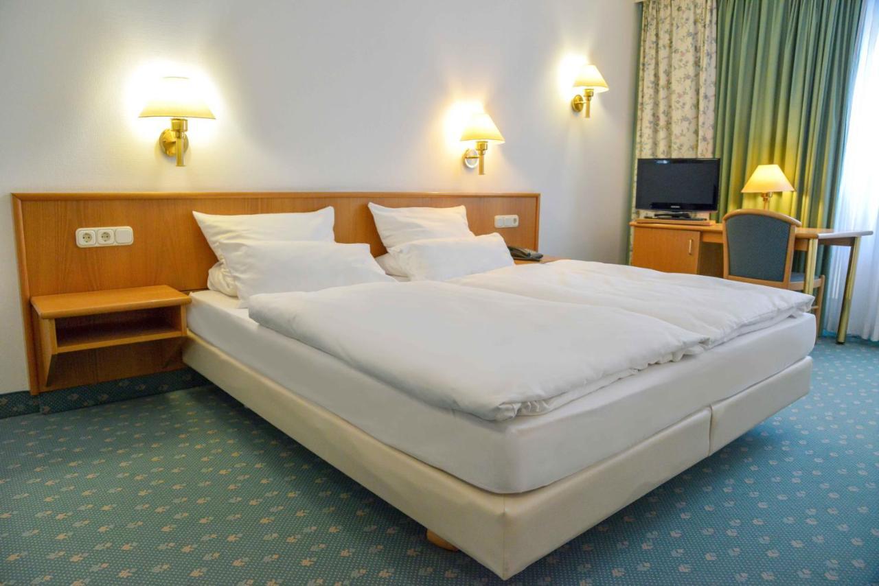 Hotel Engel 힐더스 외부 사진