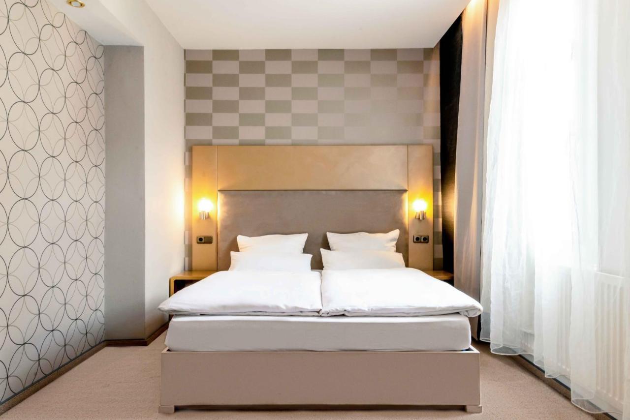 Hotel Engel 힐더스 외부 사진